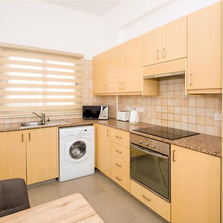 Bowker Apartment Протарас Экстерьер фото